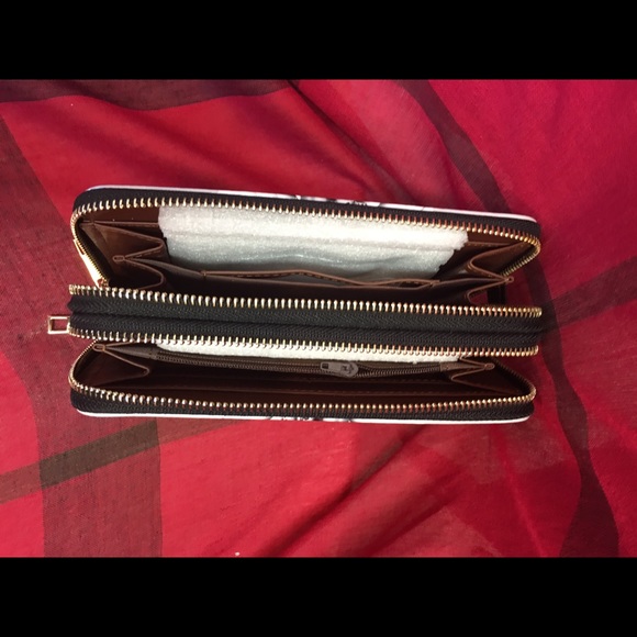 Gorgeous Michelle Obama Bag with Wallet on sale ❤️ - Picture 4 of 5